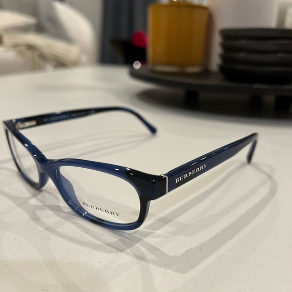Burberry eyeglasses - Picture 1 of 5